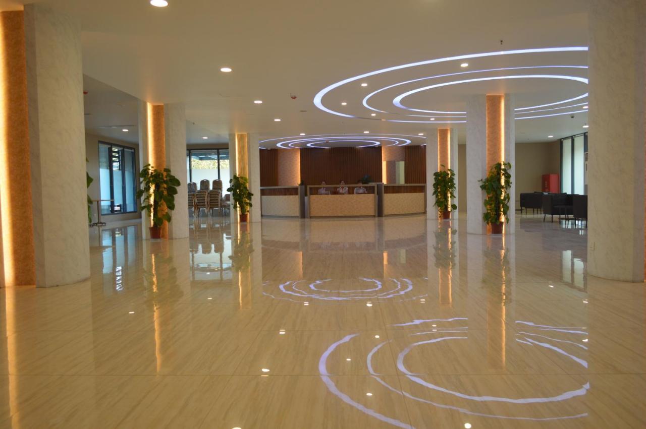 Hotel Airport Avenue 4*